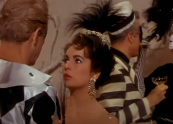 Scene from movie, Elizabeth Taylor at a festival