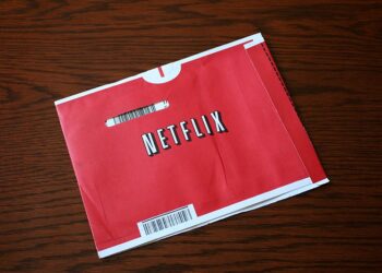 Photo of a Red Netflix DVD-by-Mail envelope